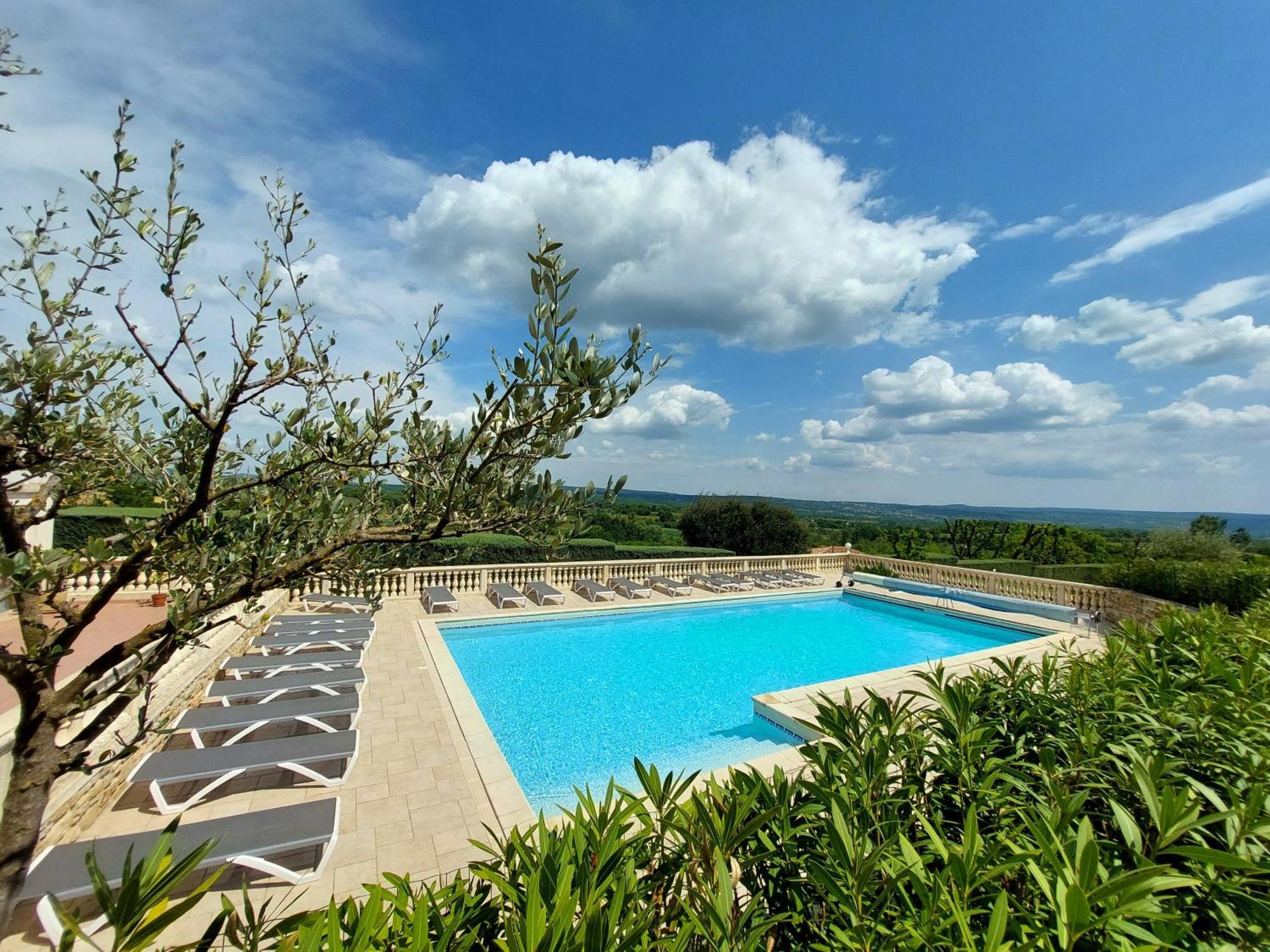 Village De Gites La Fontinelle Bessas Exterior photo