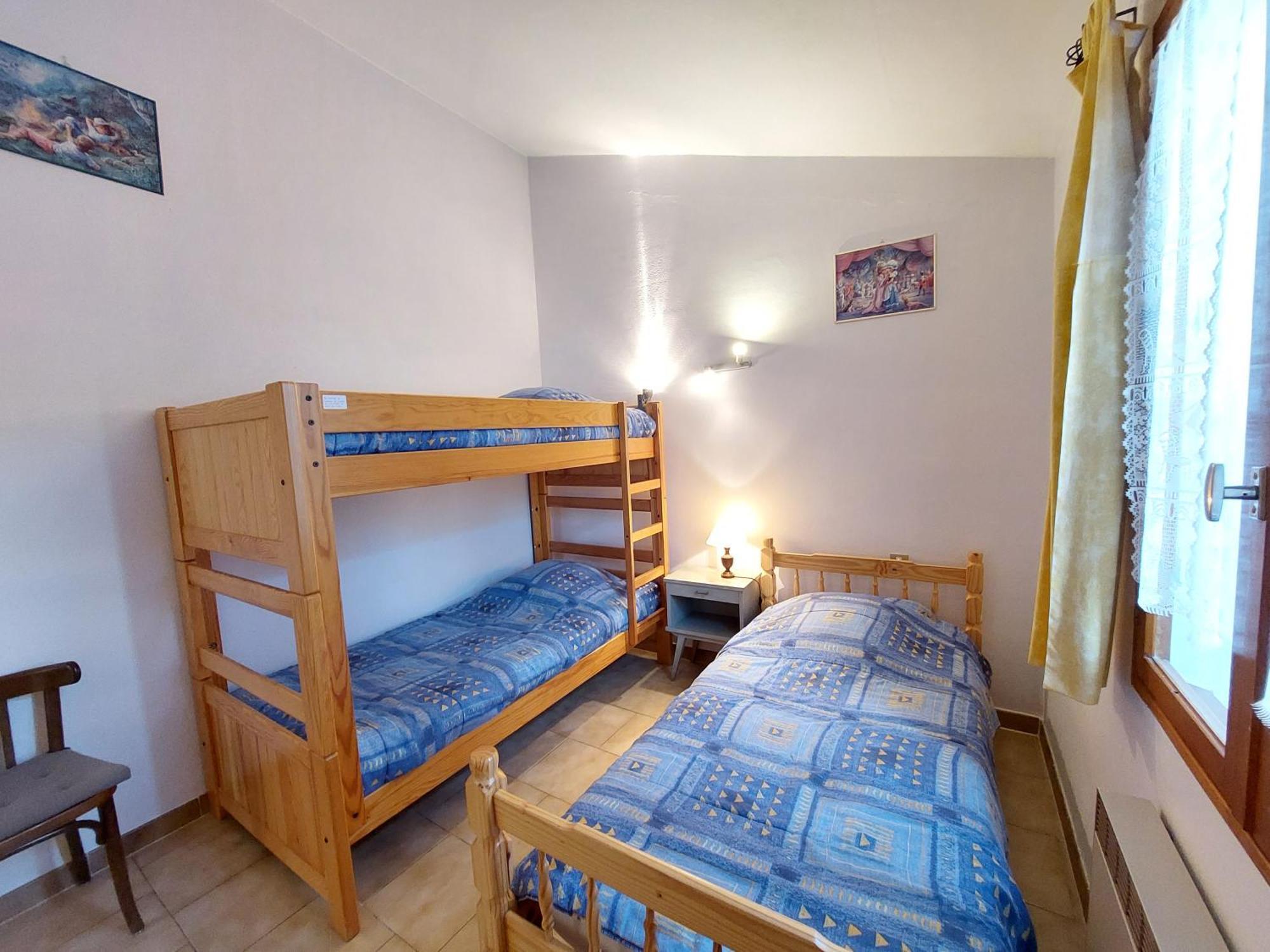 Village De Gites La Fontinelle Bessas Room photo